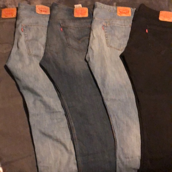 Levi Jeans Bundle - Picture 1 of 3
